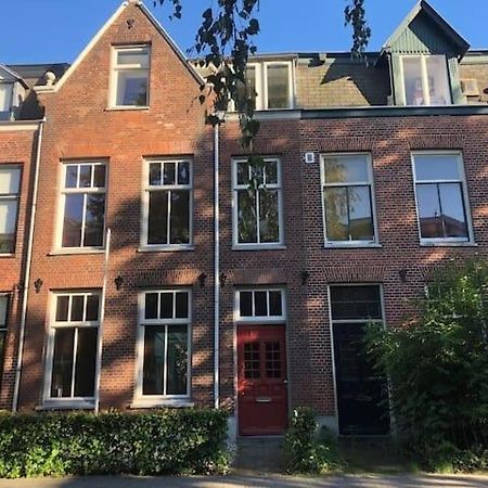 Modern Genieten In Oud Binnenstadspand Amersfoort Exterior foto